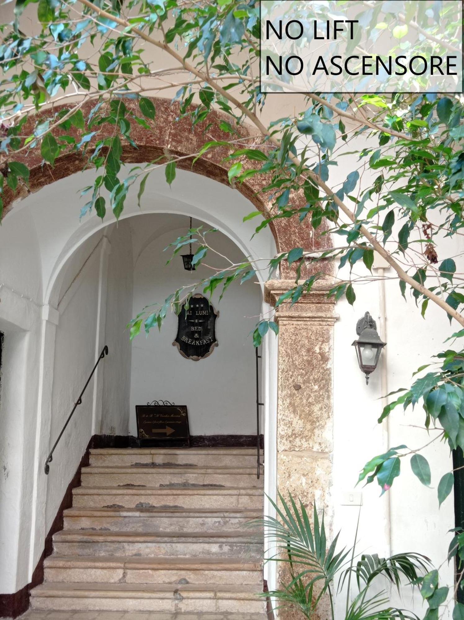 Ai Lumi Bed & Breakfast Trapani Eksteriør bilde