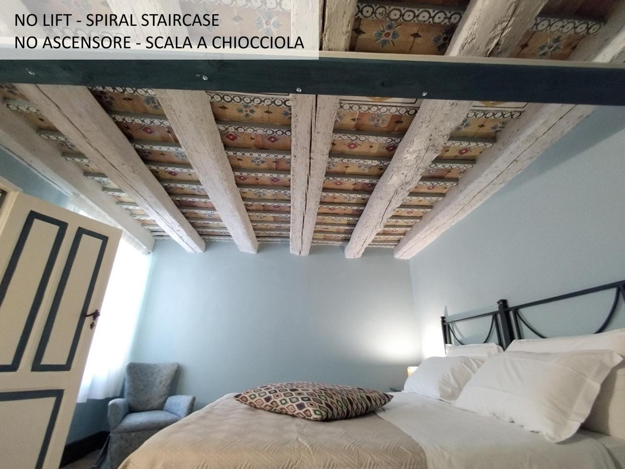Ai Lumi Bed & Breakfast Trapani Eksteriør bilde