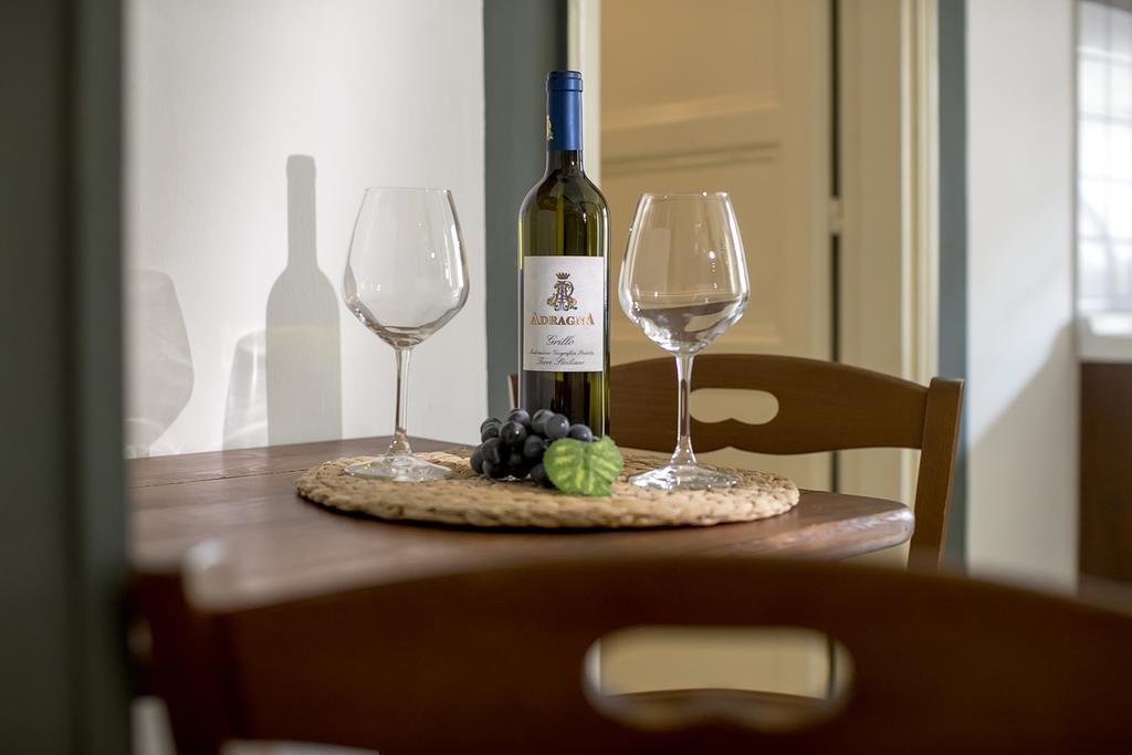 Ai Lumi Bed & Breakfast Trapani Eksteriør bilde